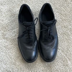 Cole Haan Grand OS size 9.5 black